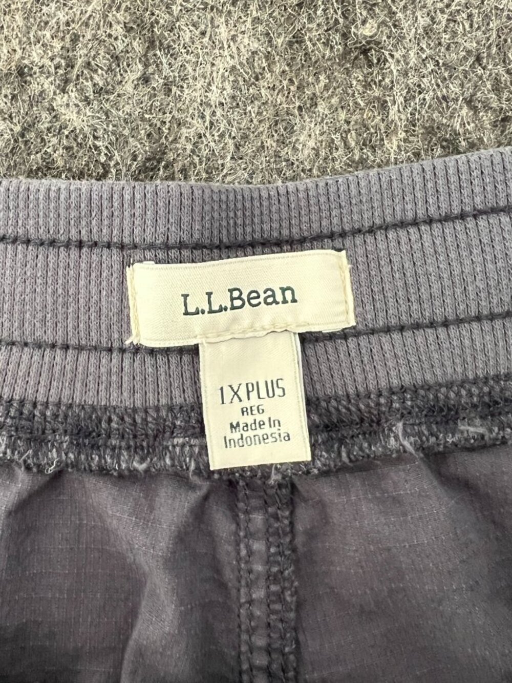 LL Bean drawstring gray khaki shorts Womens 1X Plus regular - Picture 3 of 4